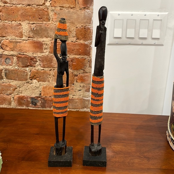 Authentic African beaded sculptures bought in South Africa - Picture 1 of 2